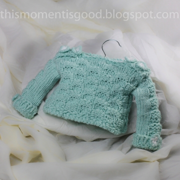 Loom Knit Baby Sweater Pattern: Checkerboard Pattern on Sleeves and body of sweater. PATTERN ONLY! 12 Month Size. Loom Knit Baby Sweater Pattern: Checkerboard Pattern on Sleeves and body of sweater. PATTERN ONLY! 12 Month Size.